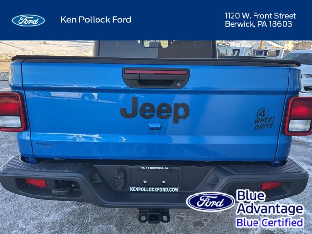 Used 2022 Jeep Gladiator Sport image 7