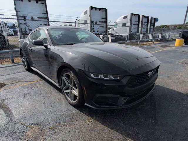 Certified 2024 Ford Mustang Coupe RWD image 5