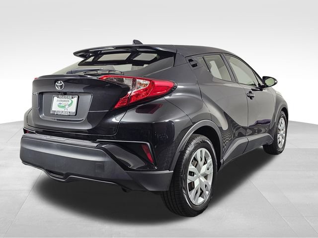 Used 2019 Toyota C-HR LE FWD image 7