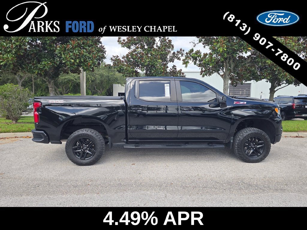 Used 2024 Chevrolet Silverado 1500 LT Trail Boss w/ Convenience Package II AWD/4WD image 4