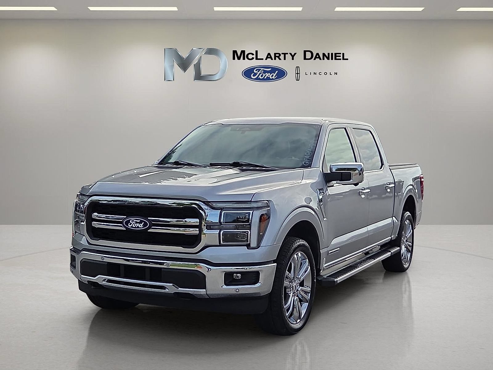 Certified 2025 Ford F150 Lariat w/ Equipment Group 502A High AWD/4WD image 2