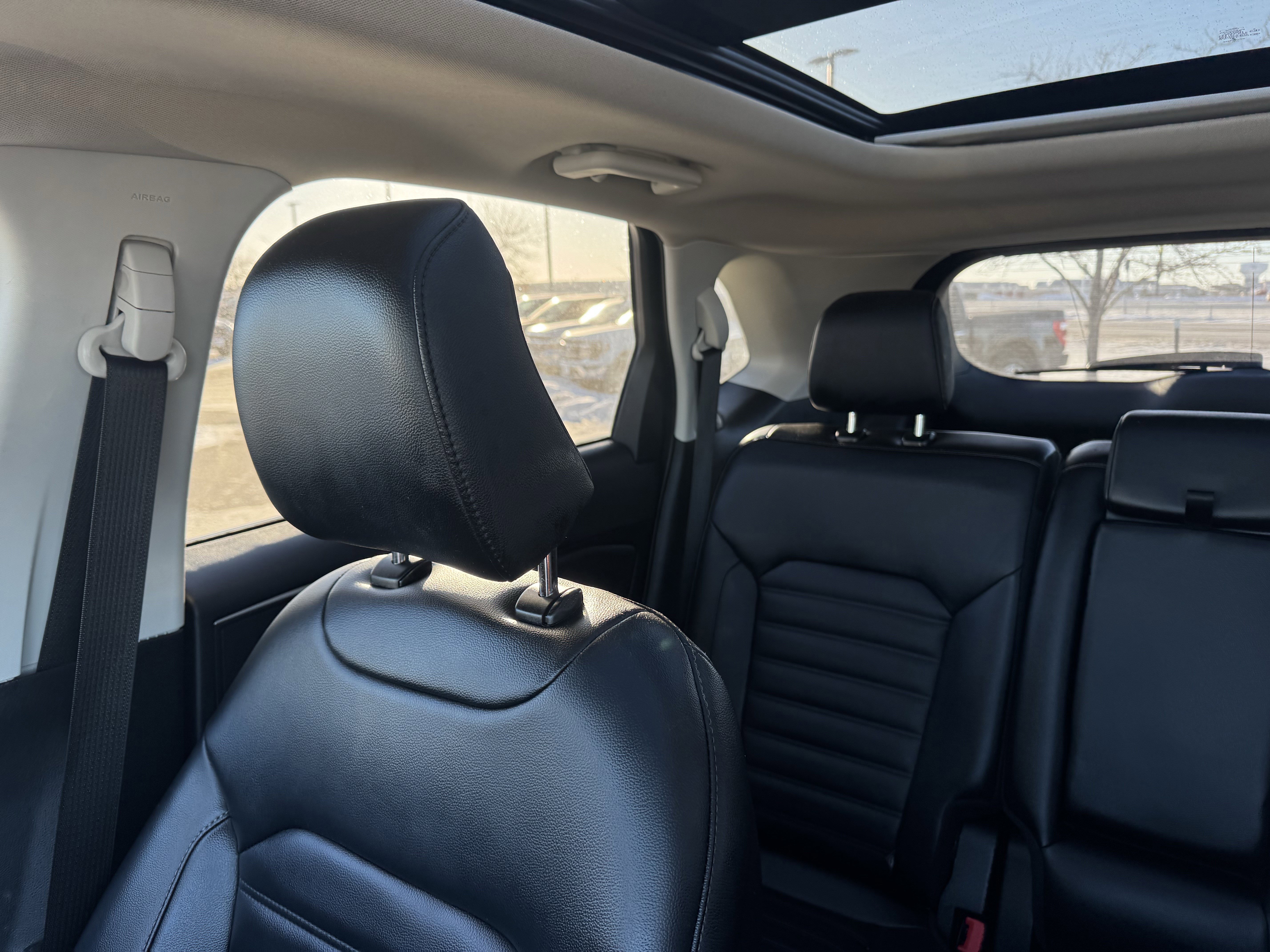 Certified 2022 Ford Edge SEL w/ Convenience Package image 12