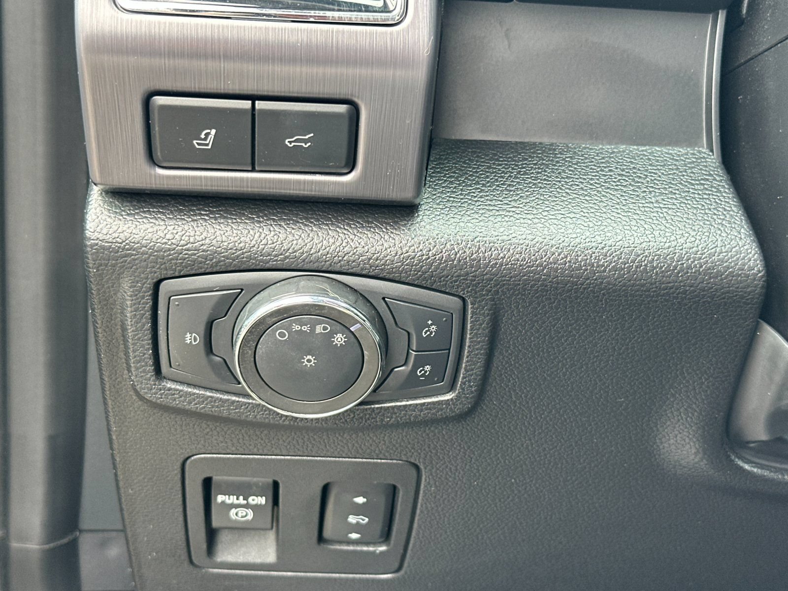 Certified 2020 Ford Expedition Platinum AWD/4WD image 32