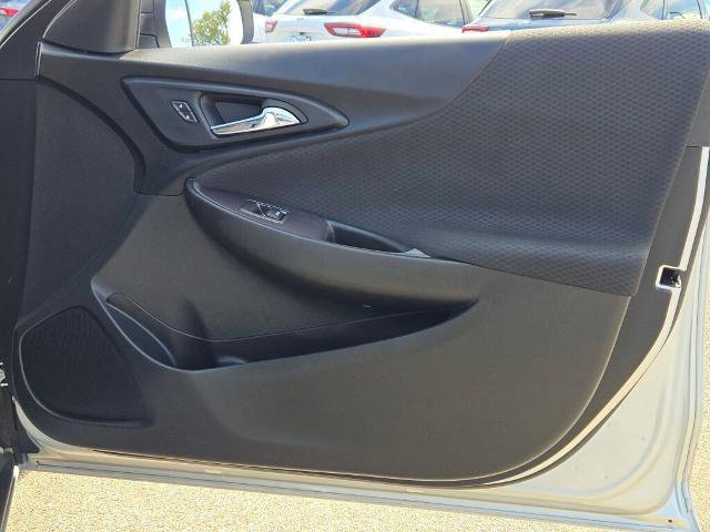 Used 2022 Chevrolet Malibu LS image 9