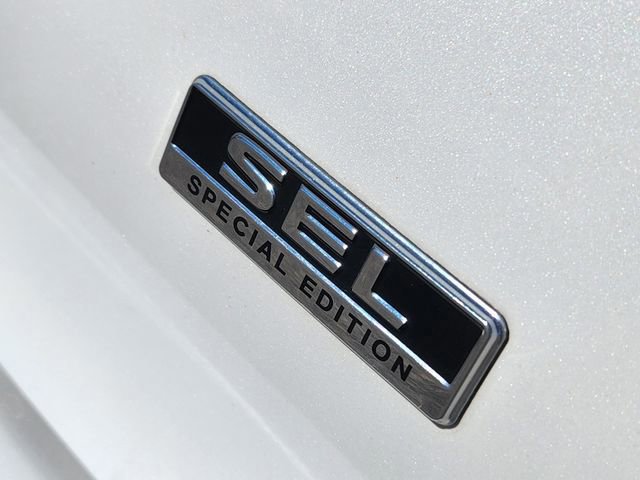 Used 2022 Mitsubishi Outlander SEL image 18