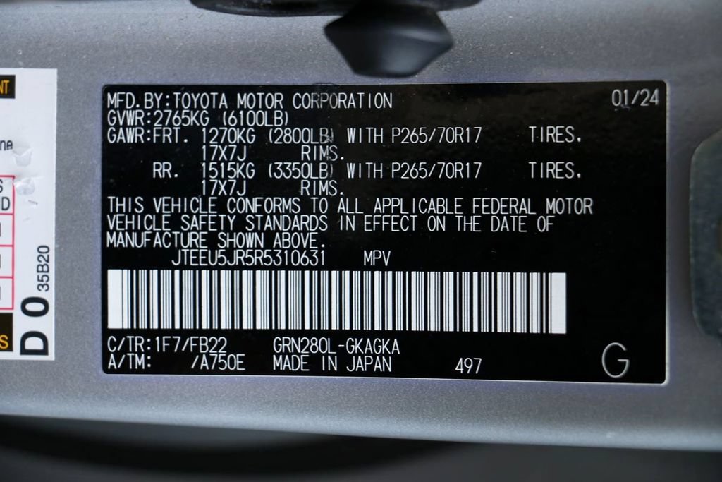 Used 2024 Toyota 4Runner SR5 RWD image 34
