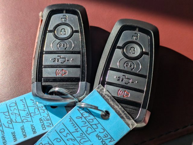 Certified 2022 Ford F250 Platinum image 36