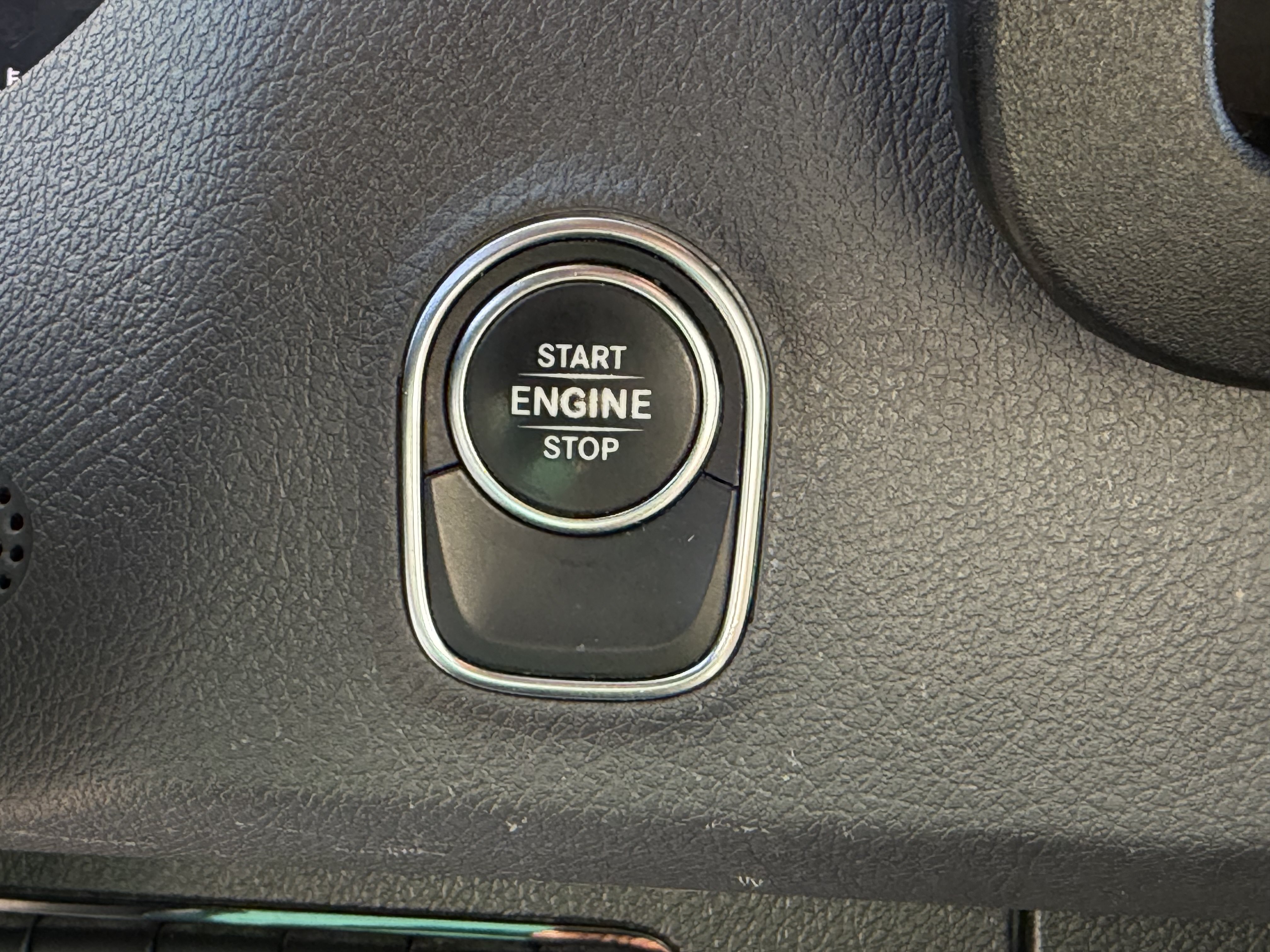 Used 2024 Mercedes-Benz Sprinter 2500 image 23