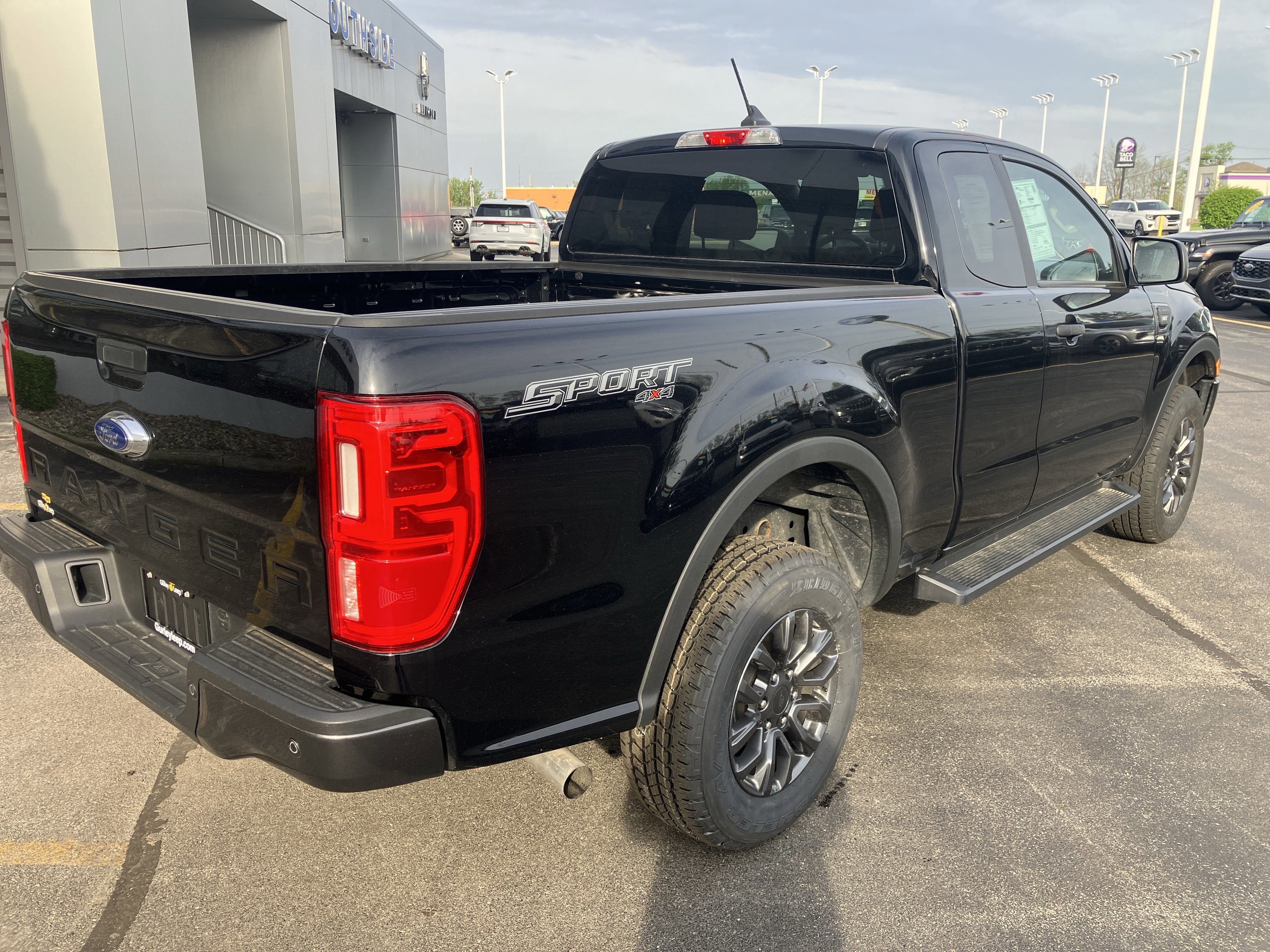 Certified 2023 Ford Ranger XLT w/ Equipment Group 301A Mid AWD/4WD image 5