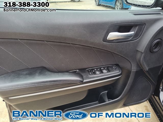 Used 2023 Dodge Charger SXT image 12
