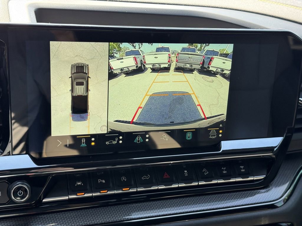 Used 2023 Chevrolet Silverado 1500 ZR2 w/ Technology Package image 18