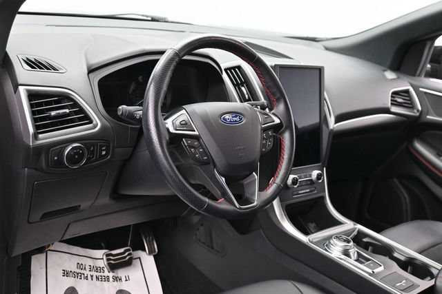 Certified 2024 Ford Edge ST-Line AWD/4WD image 16