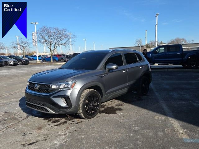 Used 2022 Volkswagen Taos SE image 1