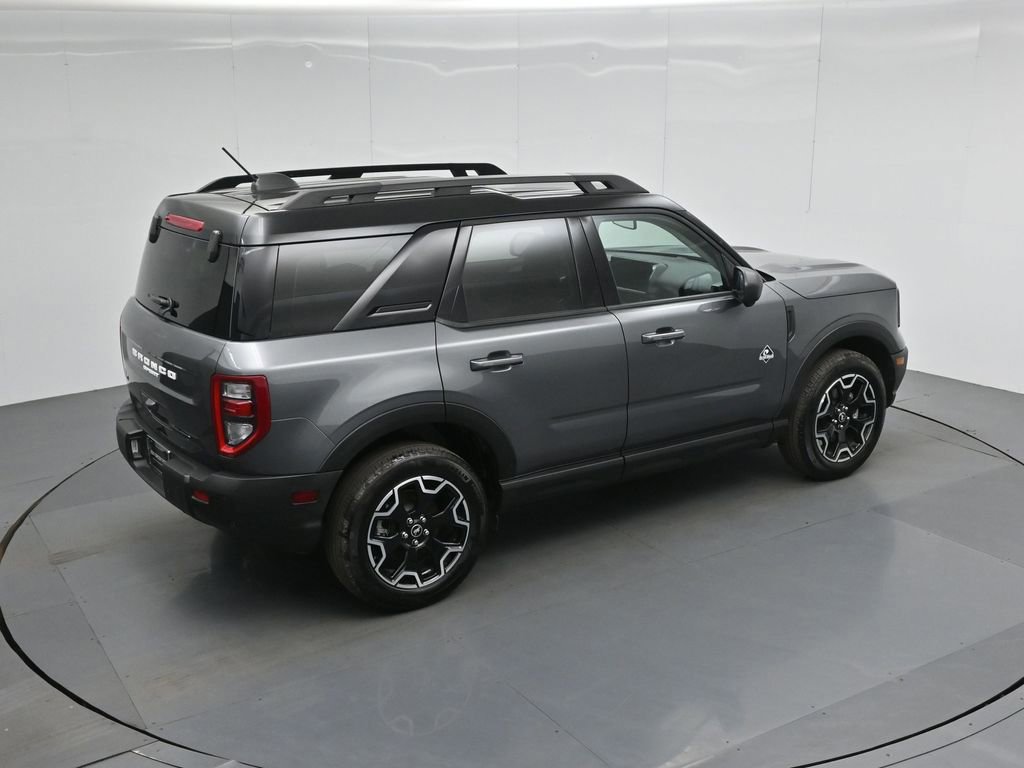 Certified 2025 Ford Bronco Sport Outer Banks w/ Outer Banks Tech Package+ image 13