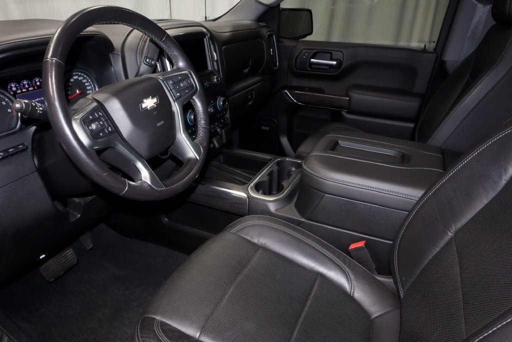 Used 2020 Chevrolet Silverado 1500 LTZ w/ LTZ Premium Package AWD/4WD image 22