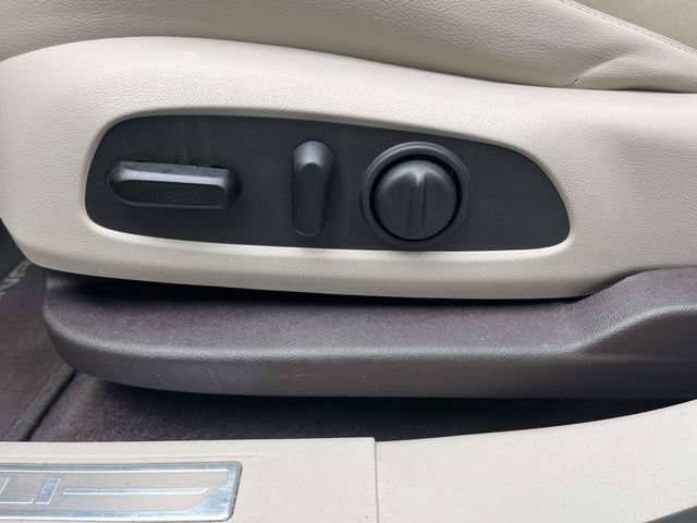 Used 2017 GMC Acadia Denali w/ Technology Package AWD/4WD image 18