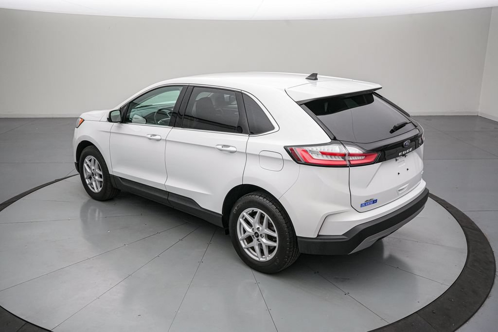 Certified 2023 Ford Edge SEL w/ Convenience Package AWD/4WD image 6