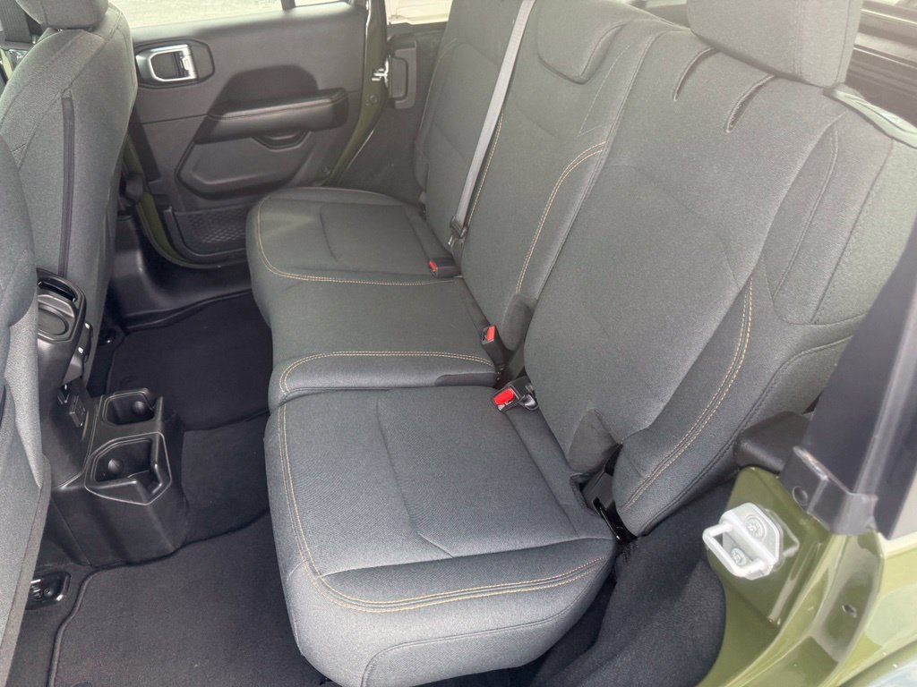 Used 2024 Jeep Wrangler Unlimited Sahara AWD/4WD image 42