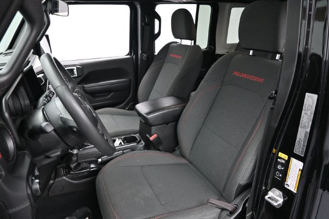 Used 2025 Jeep Wrangler Unlimited Rubicon AWD/4WD image 11