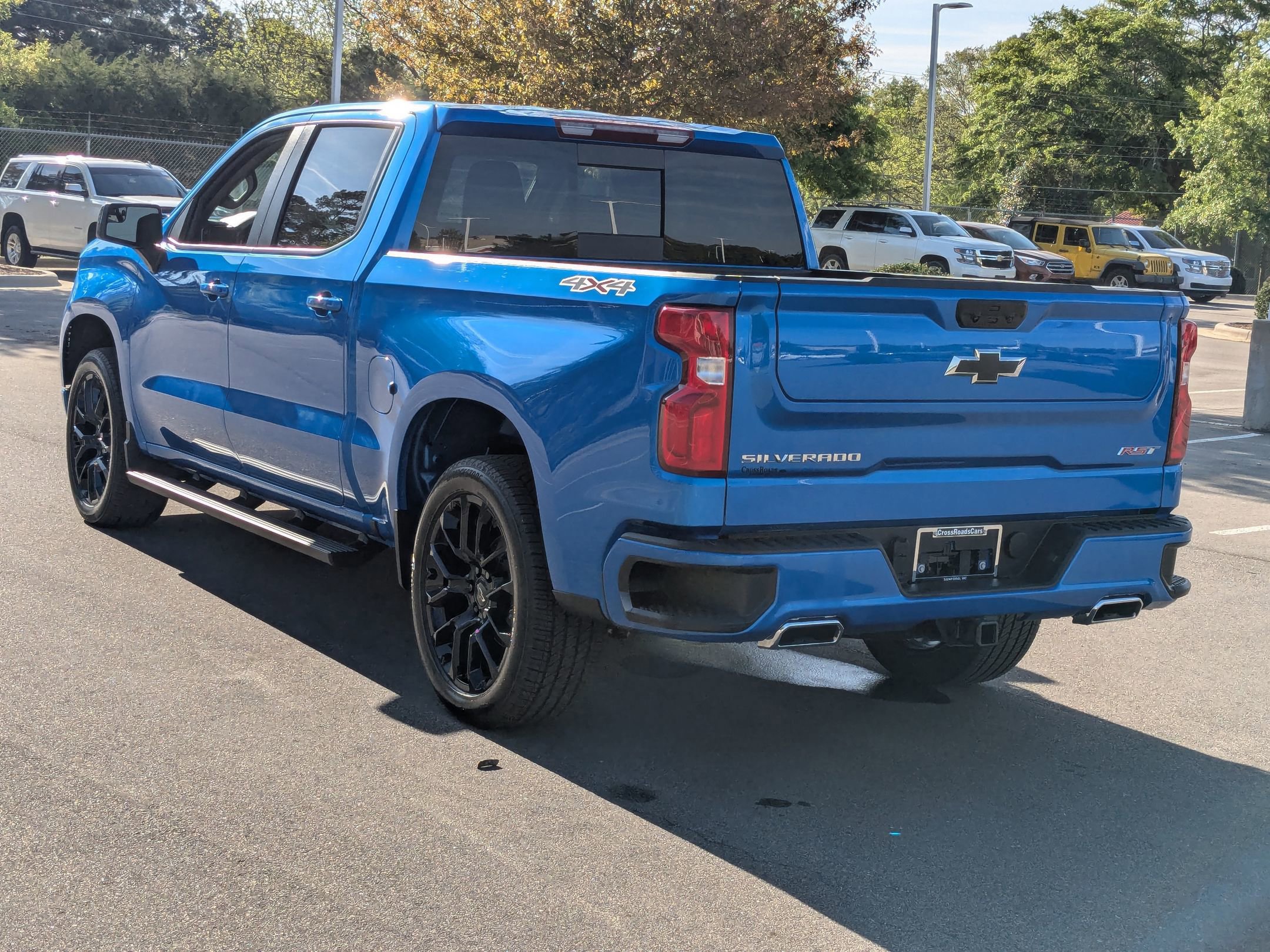 Used 2025 Chevrolet Silverado 1500 RST w/ Convenience Package II image 3