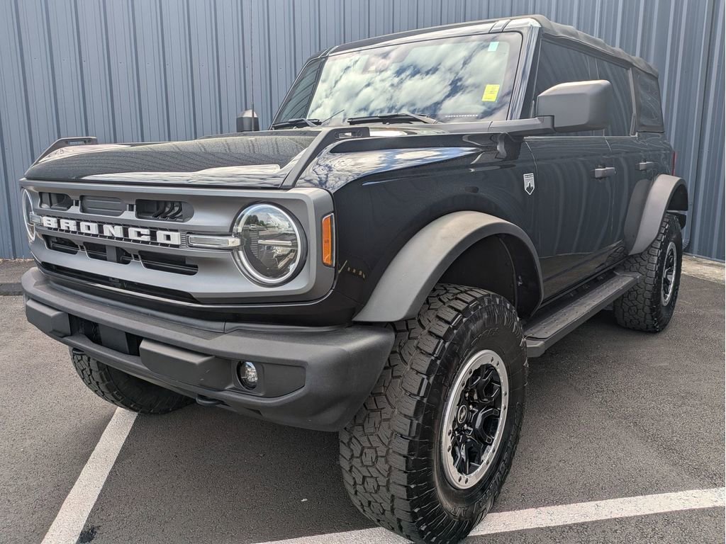 Certified 2022 Ford Bronco Big Bend w/ Sasquatch Package AWD/4WD image 2