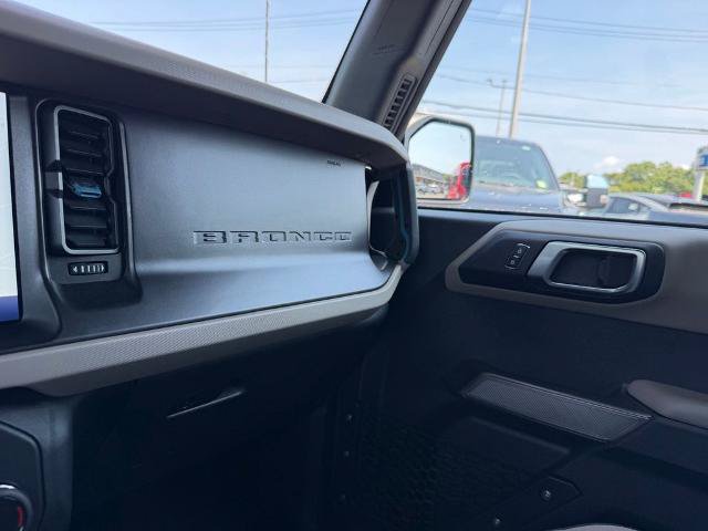 Certified 2022 Ford Bronco Wildtrak AWD/4WD image 30