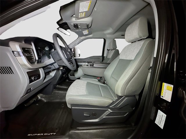 Certified 2025 Ford F350 XLT w/ FX4 Off-Road Package image 22