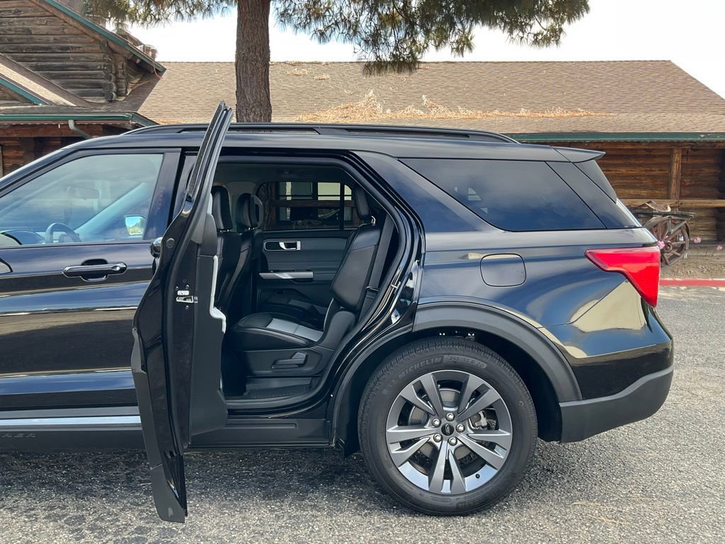 Certified 2024 Ford Explorer XLT w/ Equipment Group 202A image 49