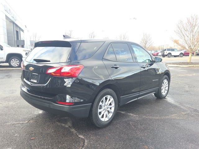 Used 2019 Chevrolet Equinox LS w/ LS Convenience Package image 5