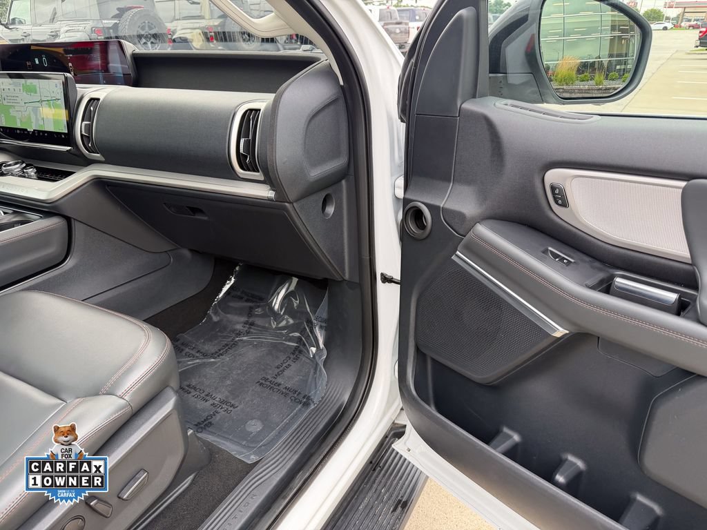 Certified 2025 Ford Expedition Active AWD/4WD image 20