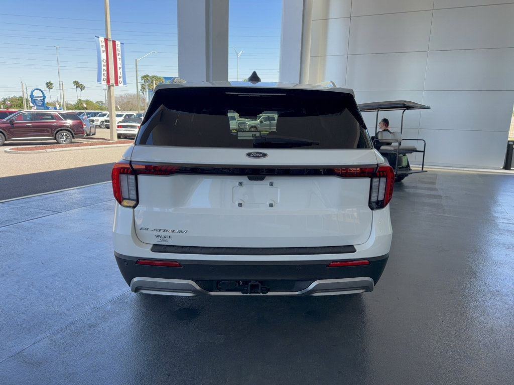 Certified 2025 Ford Explorer Platinum image 6