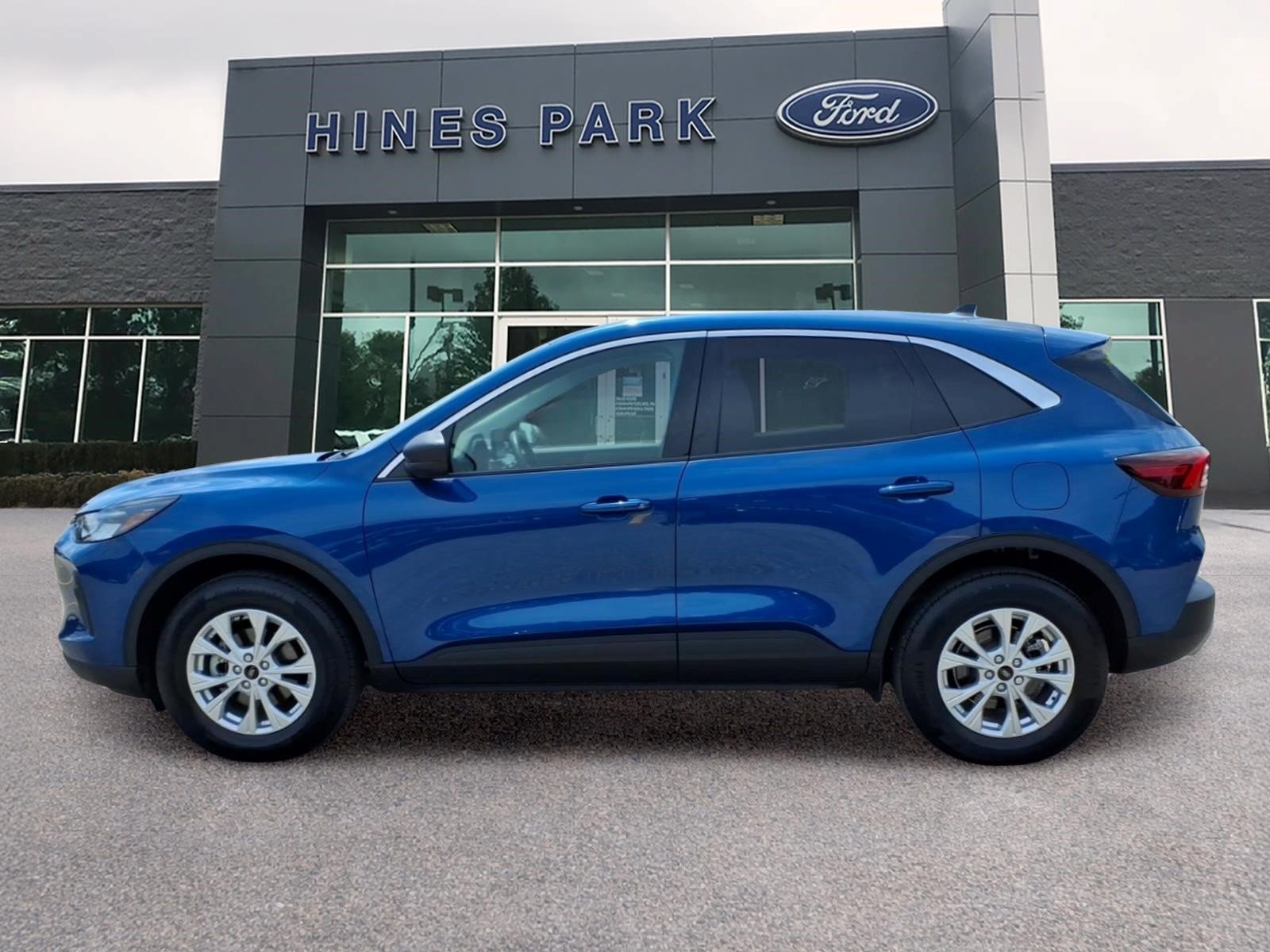 Certified 2023 Ford Escape Active AWD/4WD image 4