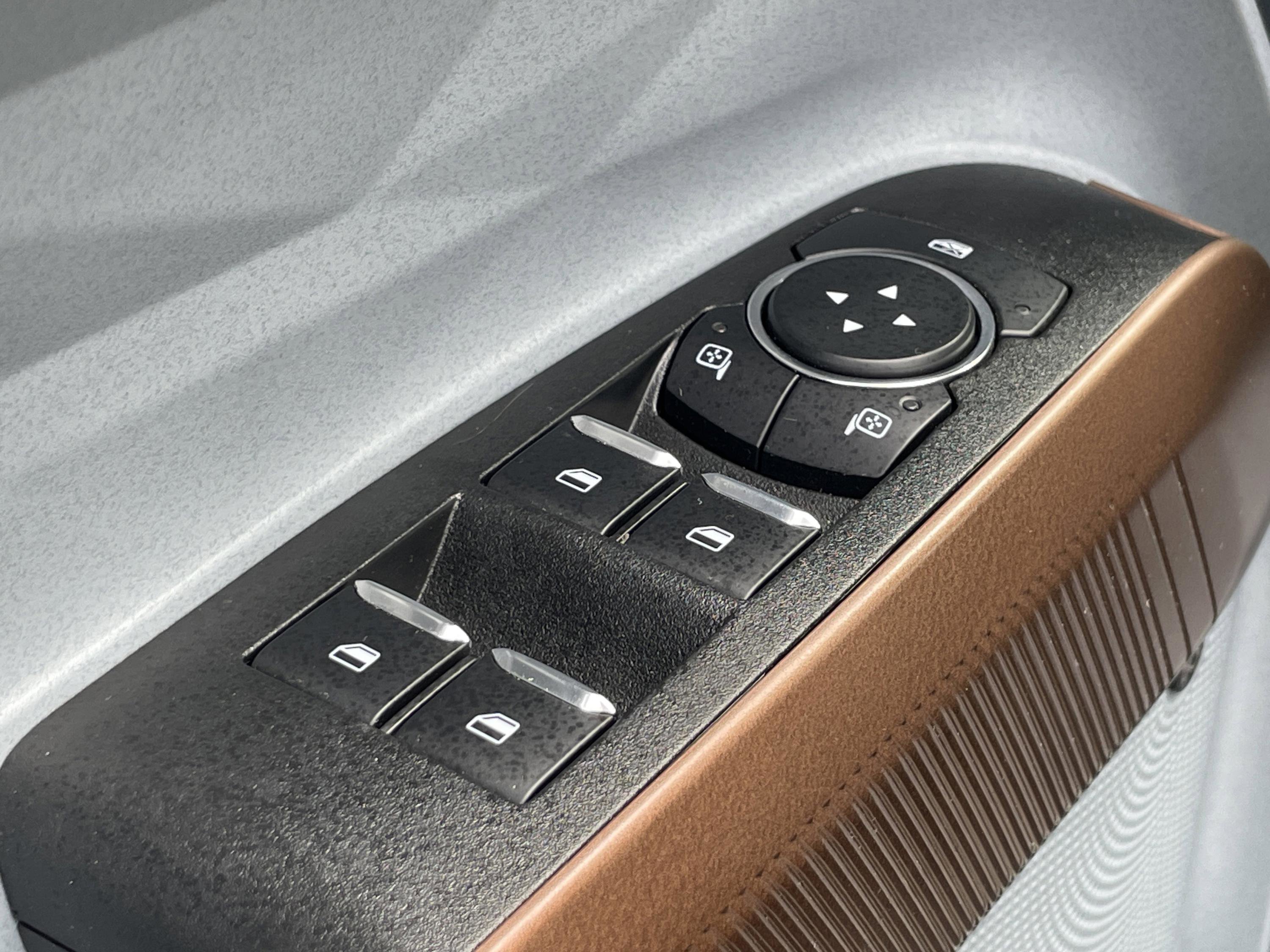 Certified 2024 Ford Maverick Lariat image 12