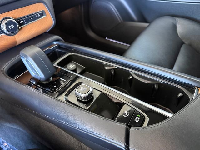 Used 2023 Volvo XC90 B6 Plus w/ Protection Package Premier AWD/4WD image 23