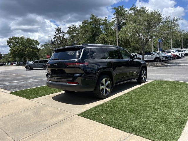 Used 2021 Jeep Grand Cherokee L Limited w/ Trailer Tow Group (B) AWD/4WD image 5