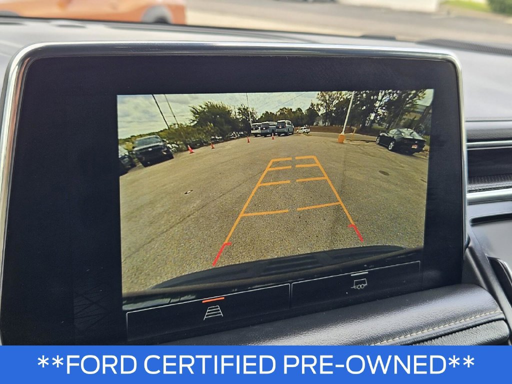 Used 2023 GMC Yukon XL SLT AWD/4WD image 29