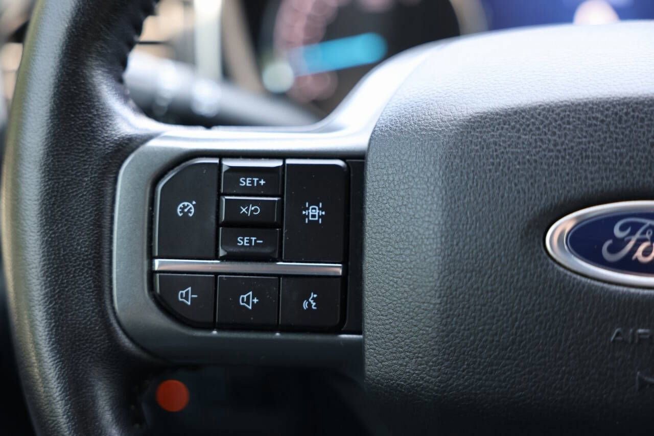 Certified 2022 Ford F150 XLT w/ Equipment Group 302A High image 22