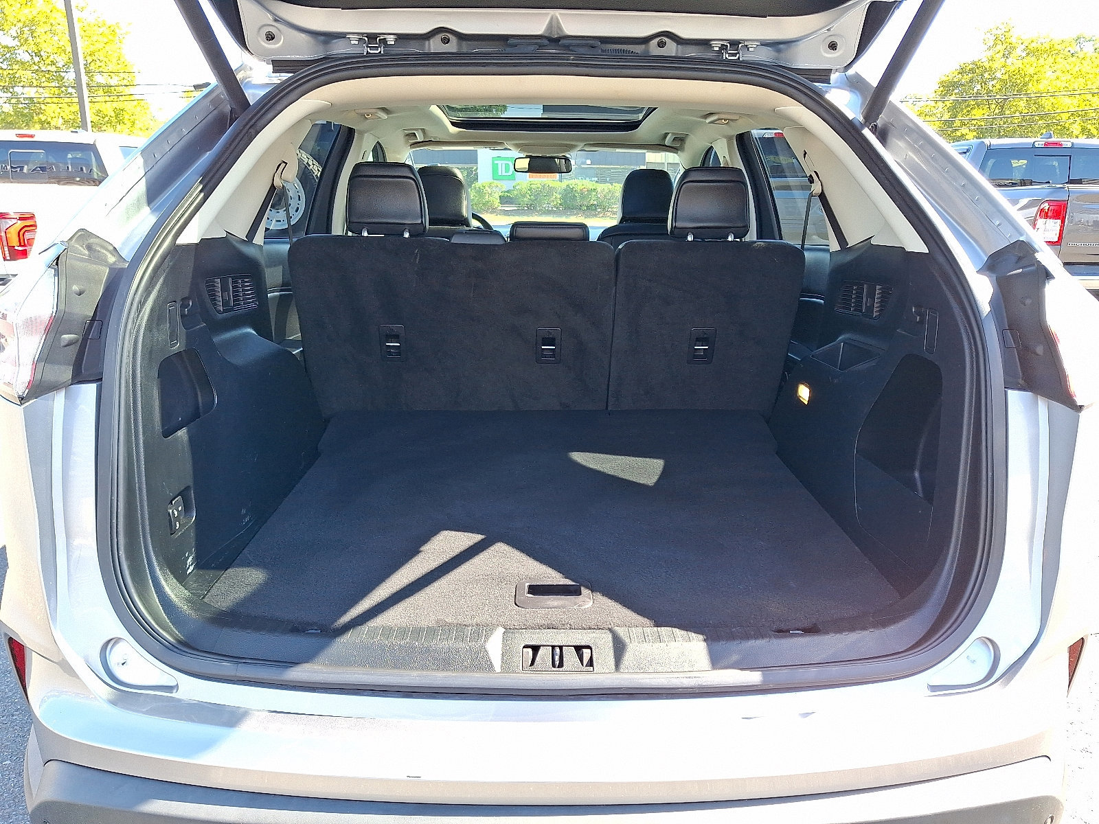 Certified 2023 Ford Edge SEL w/ Convenience Package image 30