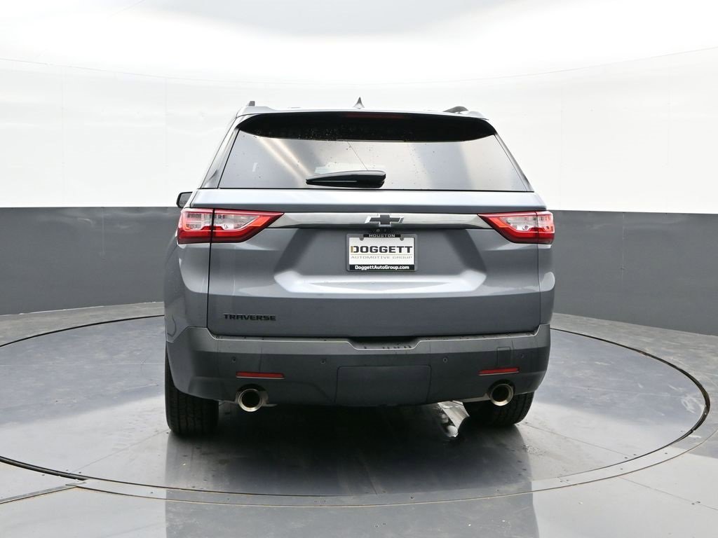 Used 2021 Chevrolet Traverse RS image 8