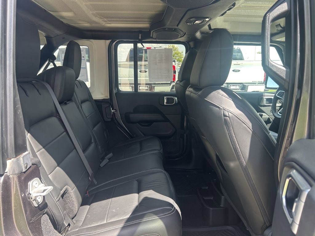 Used 2018 Jeep Wrangler Unlimited Sahara AWD/4WD image 20