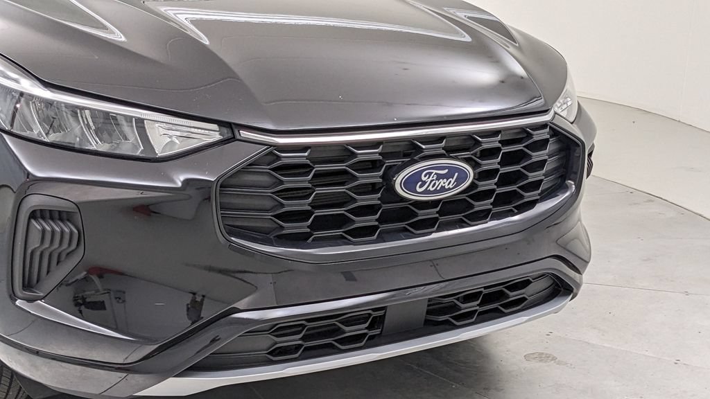 Certified 2024 Ford Escape ST-Line w/ Tech Pack #1 AWD/4WD image 42