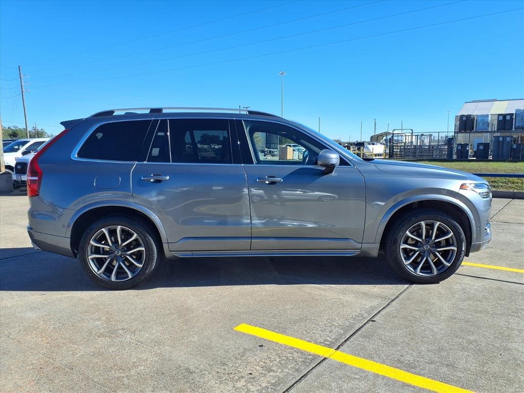 Used 2018 Volvo XC90 T6 Momentum w/ Convenience Package image 31