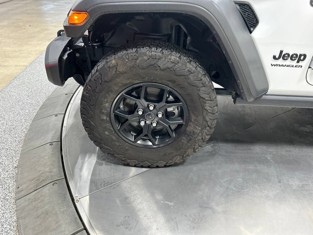 Used 2024 Jeep Wrangler Sport AWD/4WD image 31