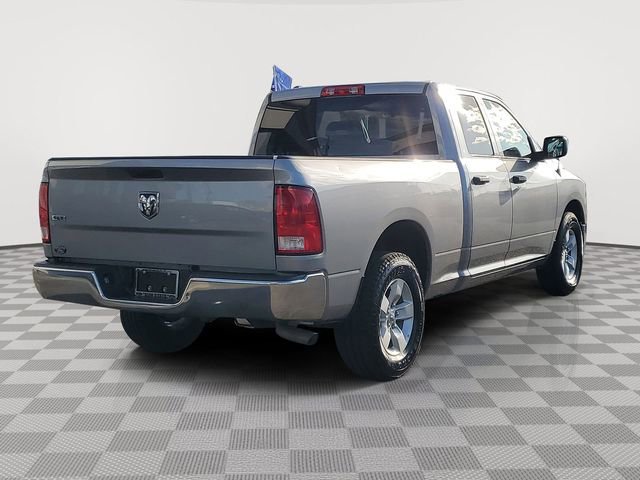 Used 2024 RAM 1500 Classic SLT image 2