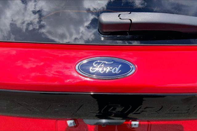 Certified 2022 Ford Explorer ST w/ Equipment Group 401A AWD/4WD image 10