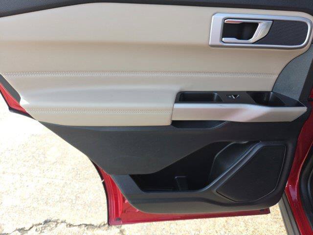 Certified 2022 Ford Explorer XLT RWD image 32