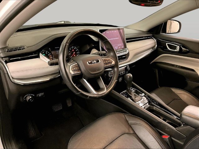 Used 2022 Jeep Compass Limited AWD/4WD image 12