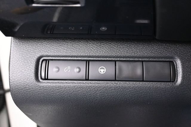 Used 2022 Nissan Pathfinder SV FWD image 23