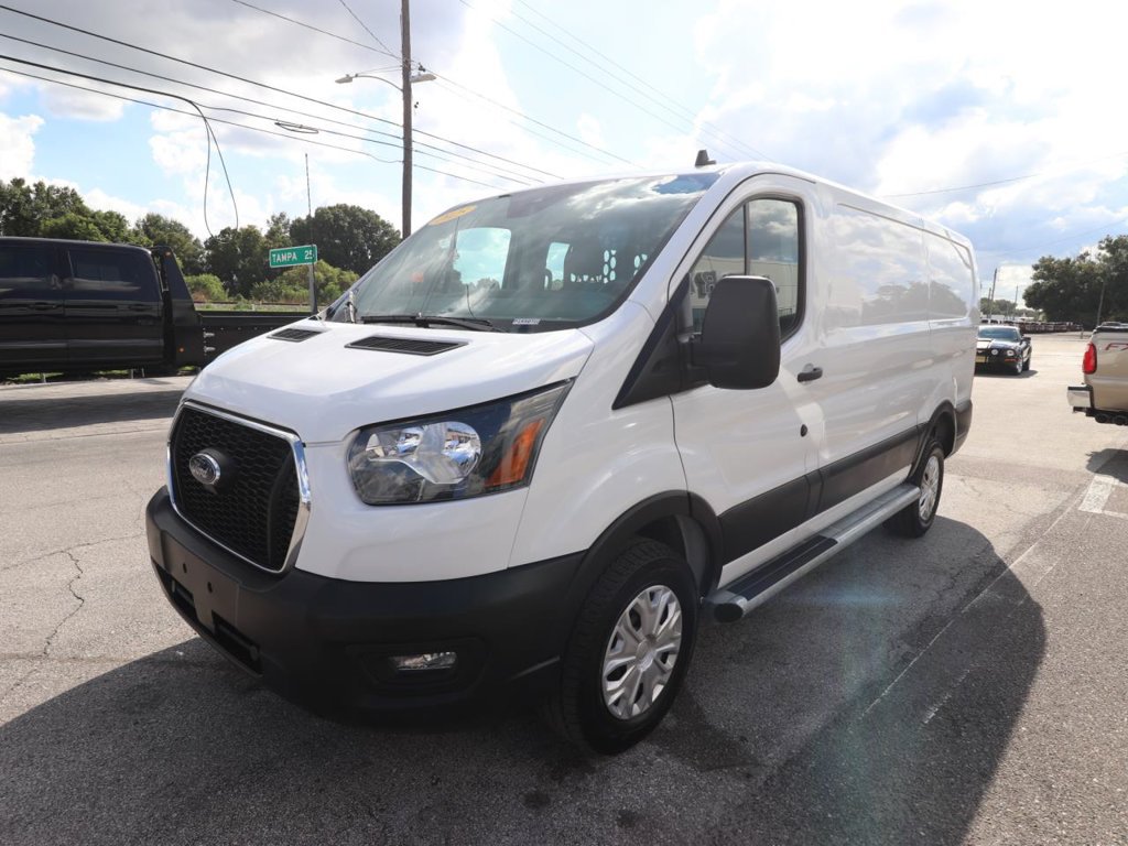 Certified 2025 Ford Transit 250 Low Roof w/ Exterior Upgrade Package RWD image 5