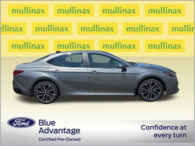 Used 2025 Toyota Camry XLE w/ Premium Plus Package AWD/4WD image 2
